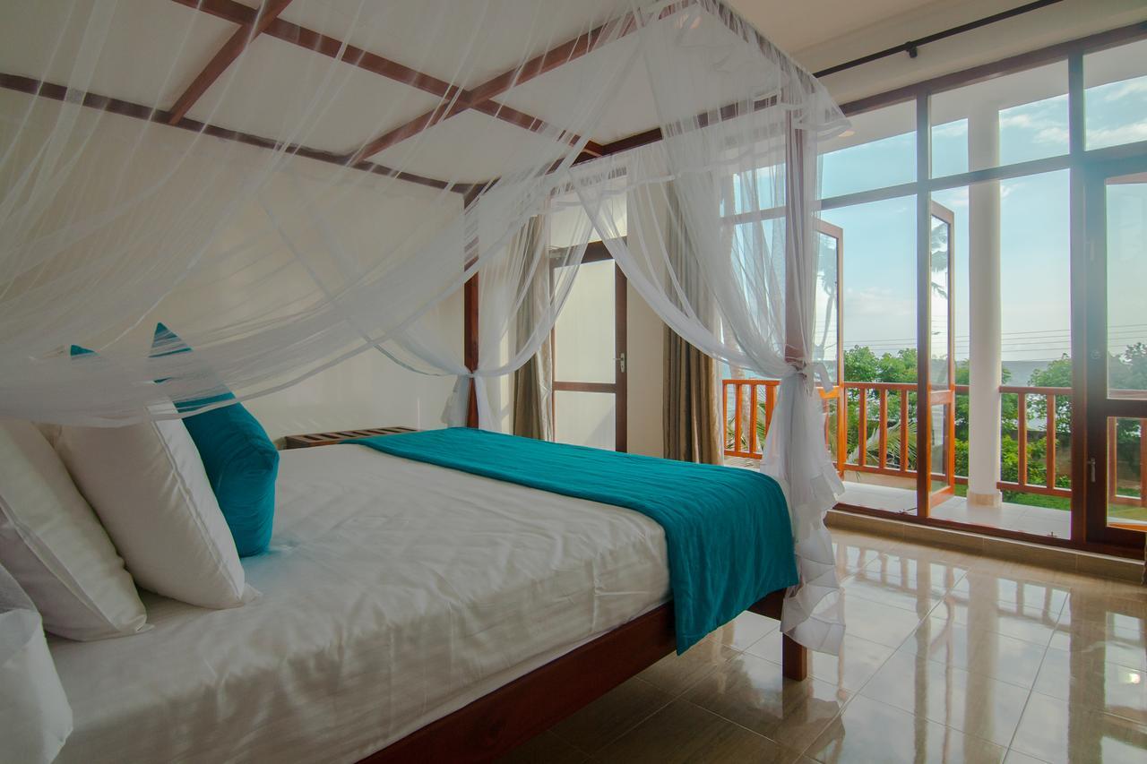 Savenrose Beach Villa Matara Buitenkant foto